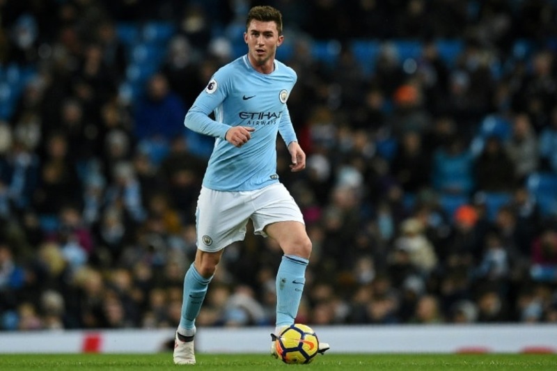Aymeric Laporte có kỹ năng vượt trội trên sân cỏ