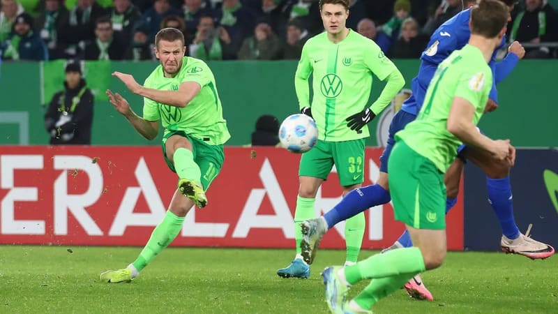 Đội bóng có lối chơi hiện đại kỷ luật và tập trung vào phòng ngự