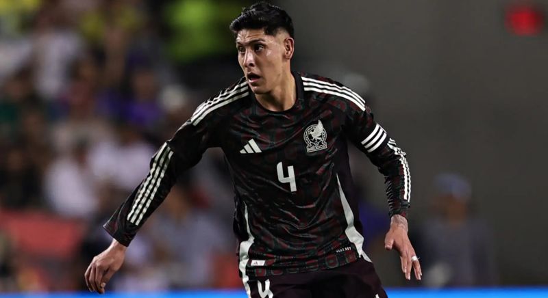 Álvarez là trụ cột quan trọng của đội tuyển quốc gia Mexico