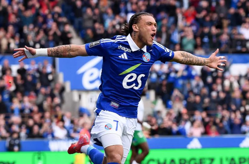 Hứa hẹn trở thành ngôi sao sáng của bóng đá Bồ Đào Nha trong tương lai