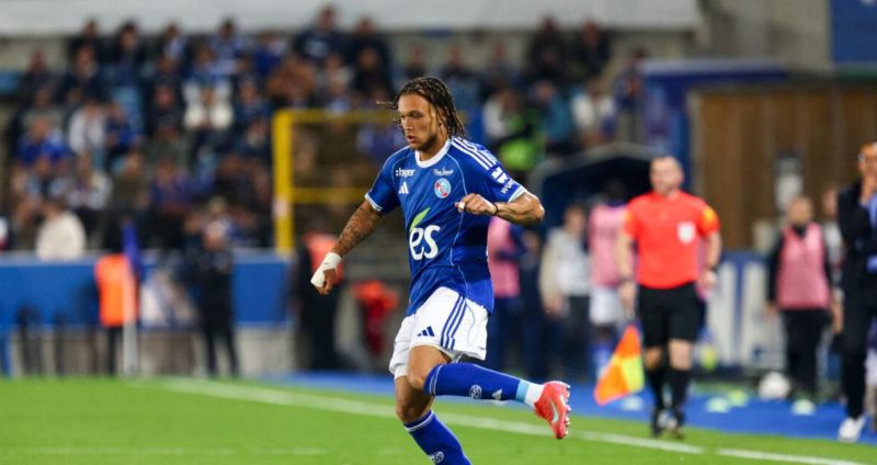 Phong cách thi đấu tốc độ, kỹ thuật và lối chơi giàu đột biến