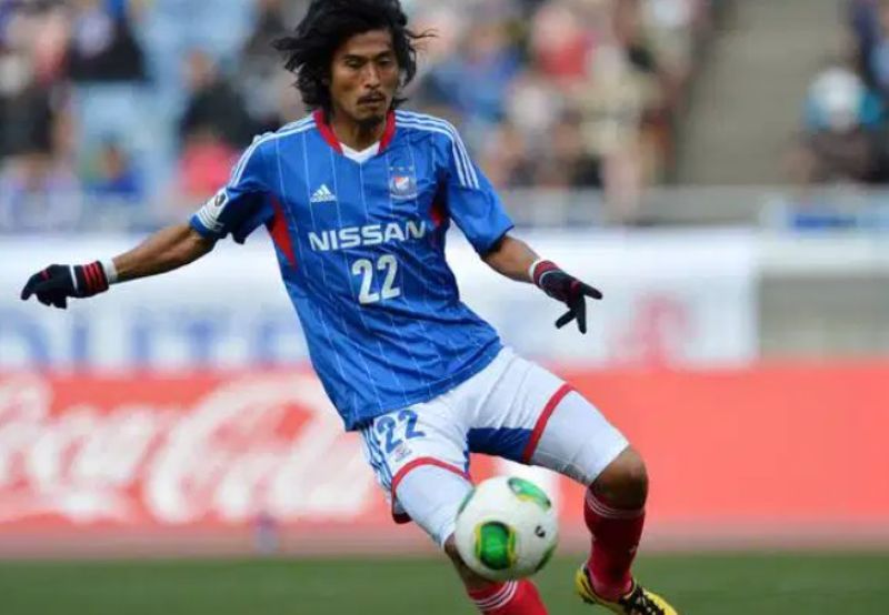 Tên tuổi Yuji Nakazawa mãi được nhắc đến như biểu tượng bất diệt của bóng đá châu Á